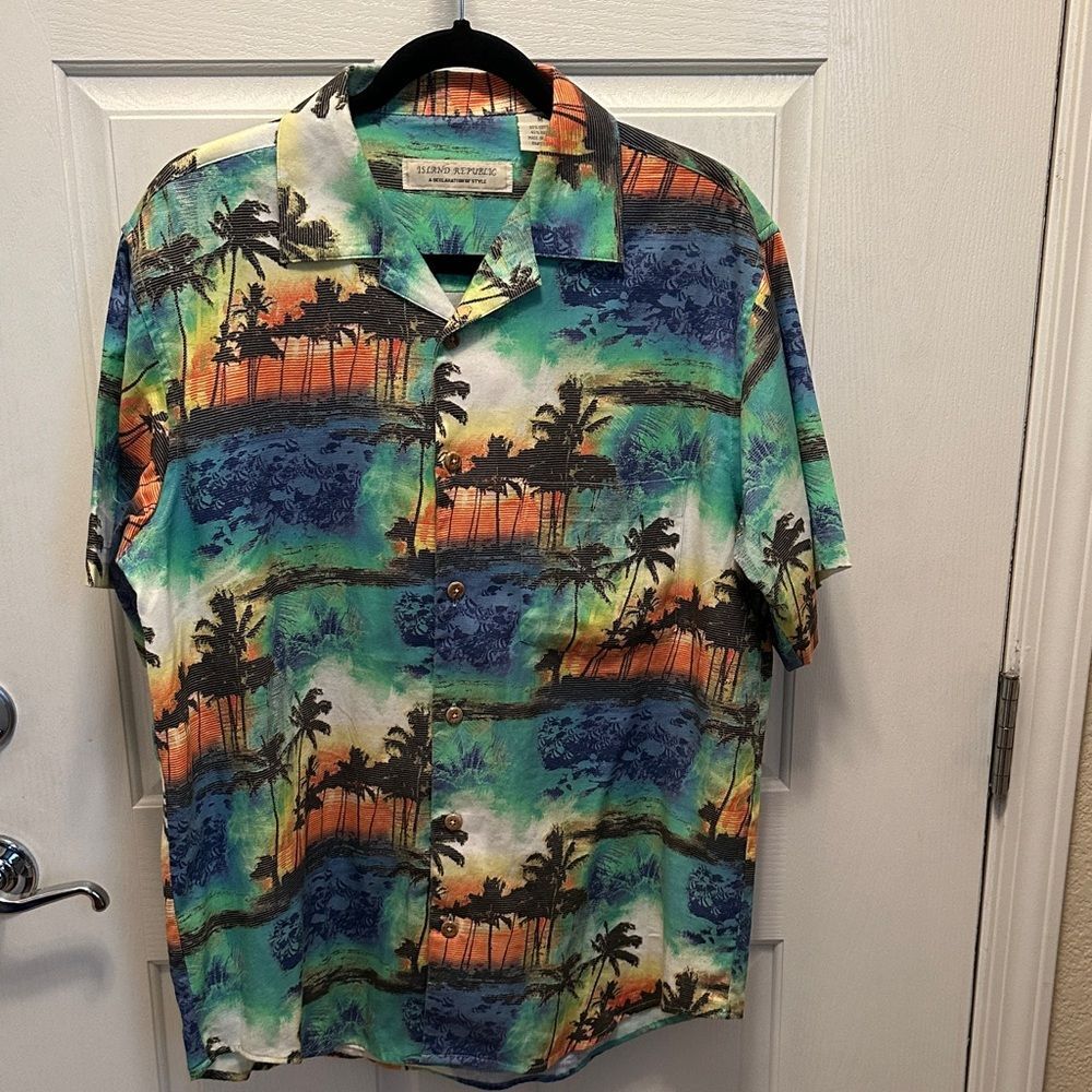 Island Republic Multicolor Men’s Palm Tree Tropical Shirt Coastal Hawaii Size M